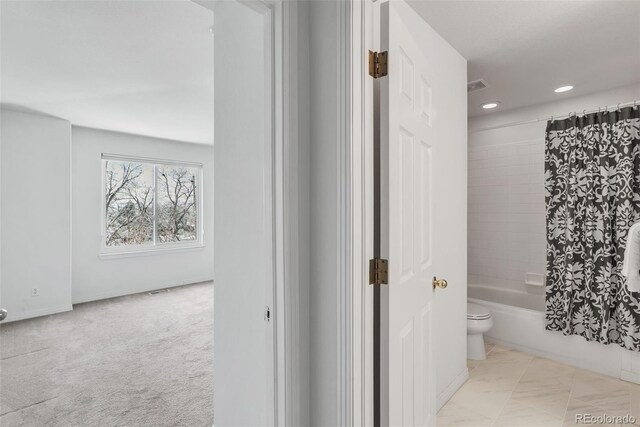 6102 E Yale Ave, Denver, CO 80222 - full bath featuring toilet, shower / tub combo, visible vents, and recessed lighting