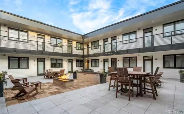 2120 N Downing St Unit 216, Denver, CO 80205 - community lobby featuring a high ceiling