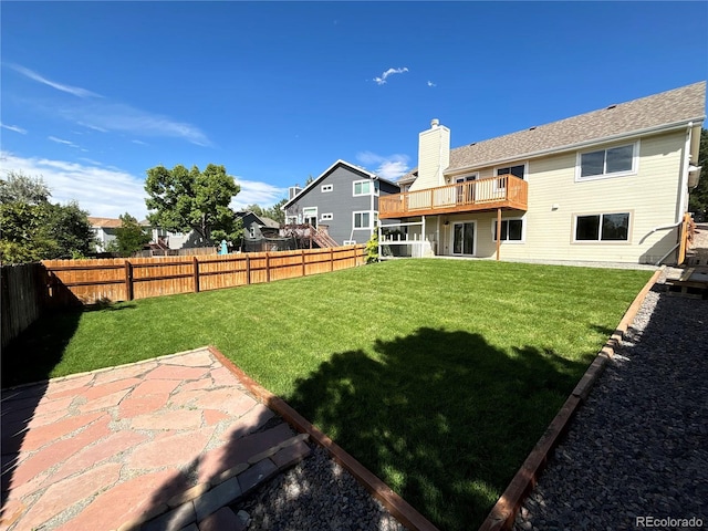 view of yard with a patio area