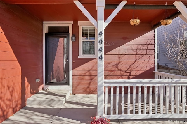 view of property entrance