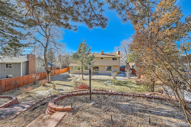 view of yard with a patio area