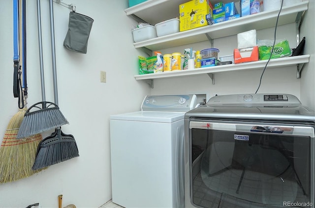 30600 County Road 371, Buena Vista, CO 81211 - laundry room with independent washer and dryer