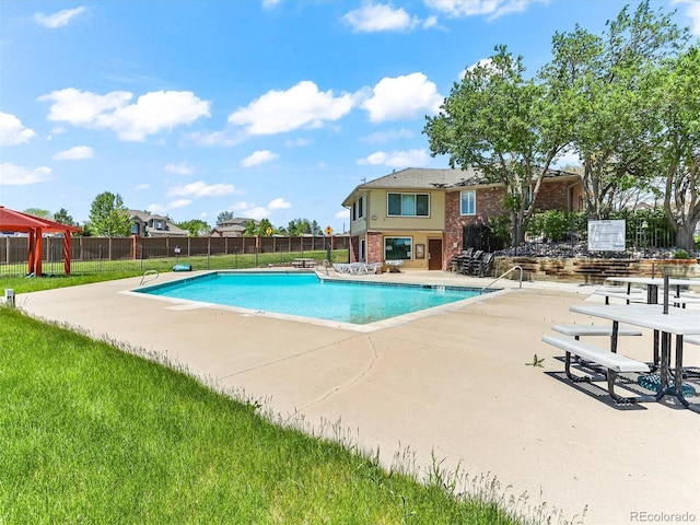 8361 S Upham Way Unit 209, Littleton, CO 80128 - community pool with a patio