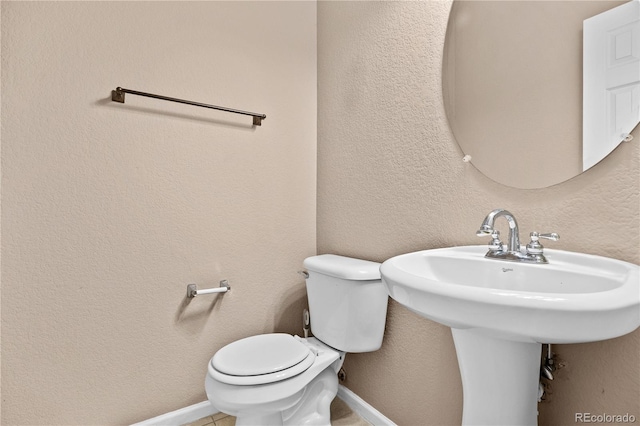 15945 E Geddes Dr Unit 54, Aurora, CO 80016 - bathroom with toilet and baseboards