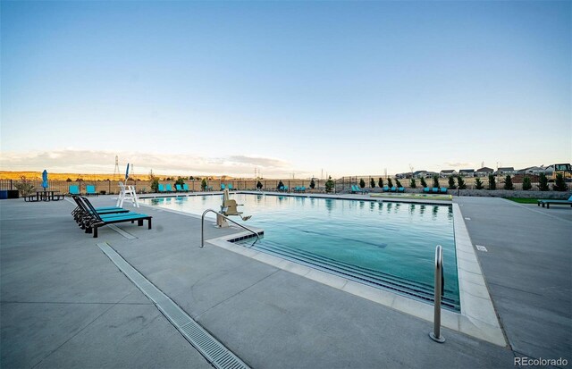 8628 Hotchkiss St, Littleton, CO 80125 - community pool with a patio