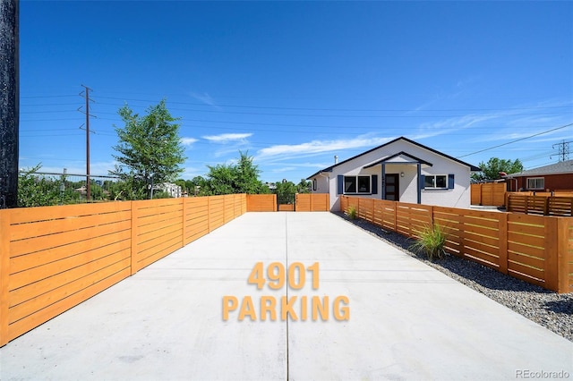 4901 W 11th Ave, Denver, CO 80204 - view of patio / terrace featuring a fenced front yard