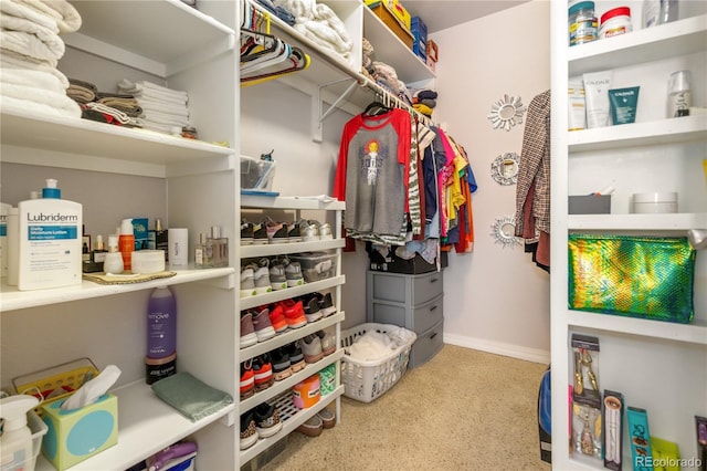 view of spacious closet