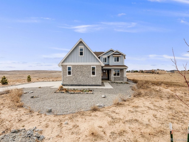 view of front of property with a patio area