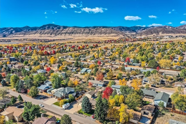 bird's eye view with a mountain view