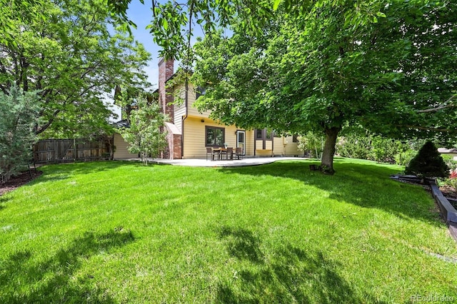 11072 Zephyr St, Broomfield, CO 80021 - view of yard with a patio area