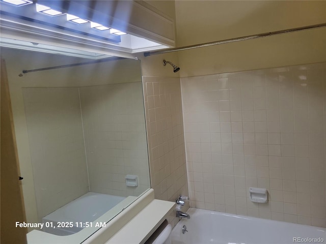 full bath featuring bathing tub / shower combination