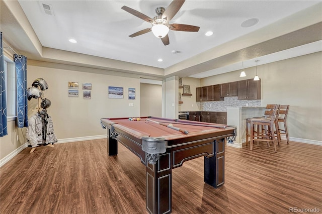 playroom featuring baseboards, visible vents, a ceiling fan, dark wood-type flooring, and pool table