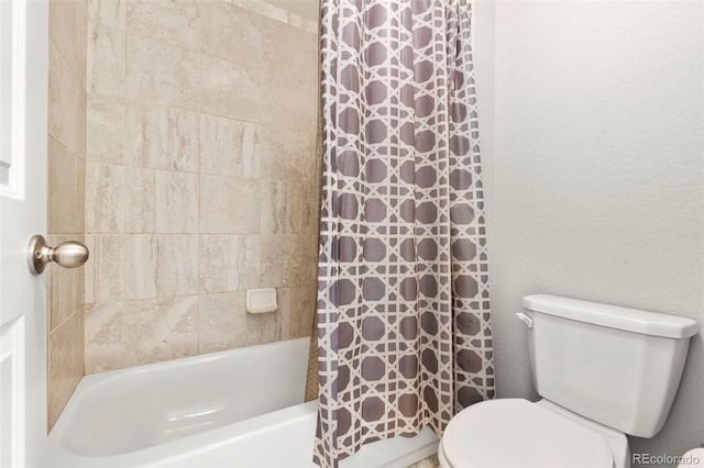 21028 E Saratoga Ave, Aurora, CO 80015 - full bathroom featuring toilet and shower / tub combo