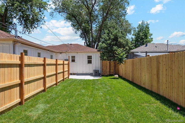 4465 N Umatilla St, Denver, CO 80211 - fenced backyard featuring a patio area