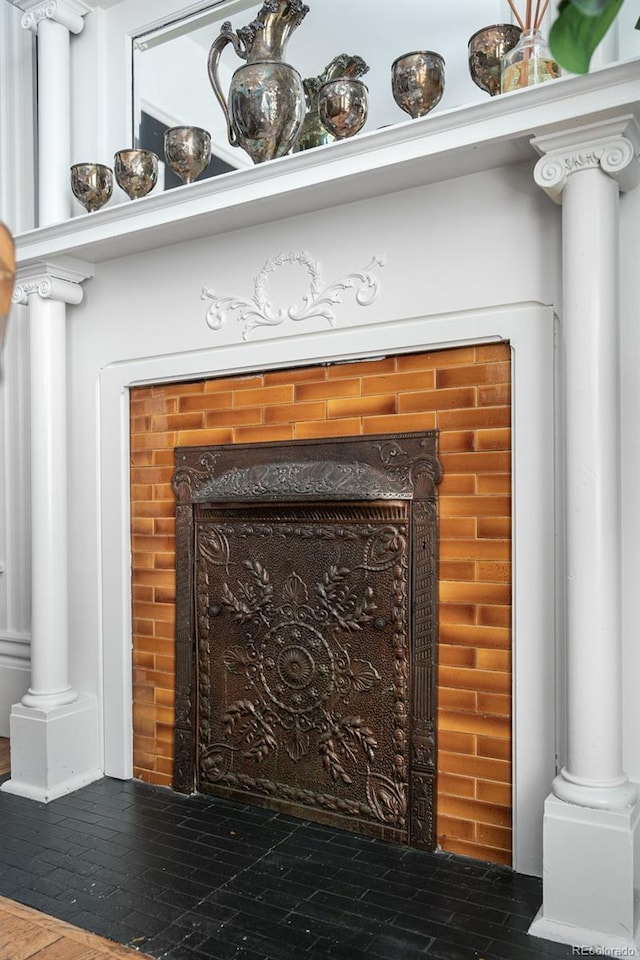 room details with ornate columns