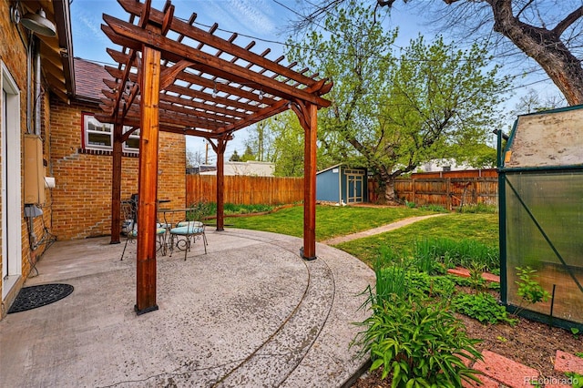 view of yard featuring an outdoor structure, a pergola, a fenced backyard, a patio area, and a storage shed