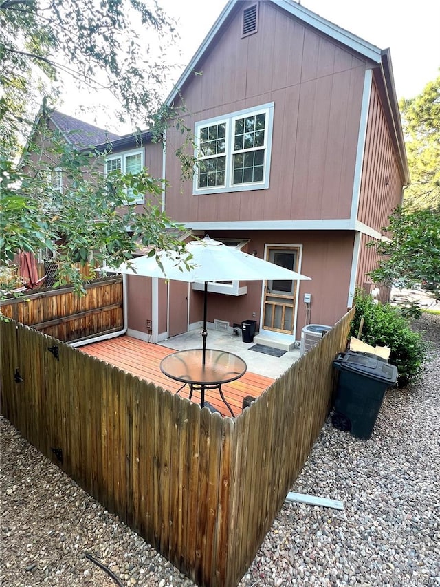 1240 S Flower Cir Unit A, Lakewood, CO 80232 - photo 2