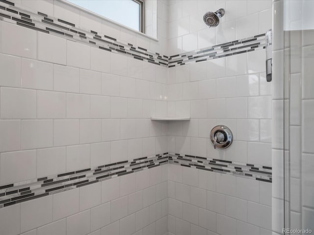 1819 Gaylord St, Denver, CO 80206 - bathroom featuring a tile shower
