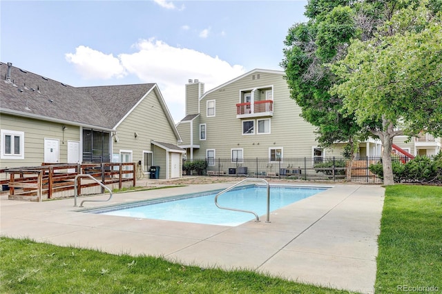 919 S Dawson Way Unit 14, Aurora, CO 80012 - community pool with a patio area
