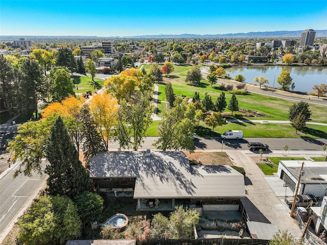 bird's eye view featuring a water view