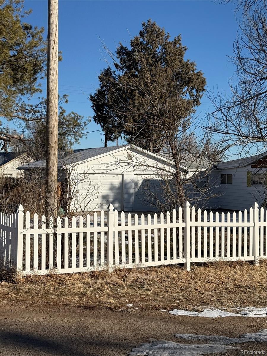 view of side of property