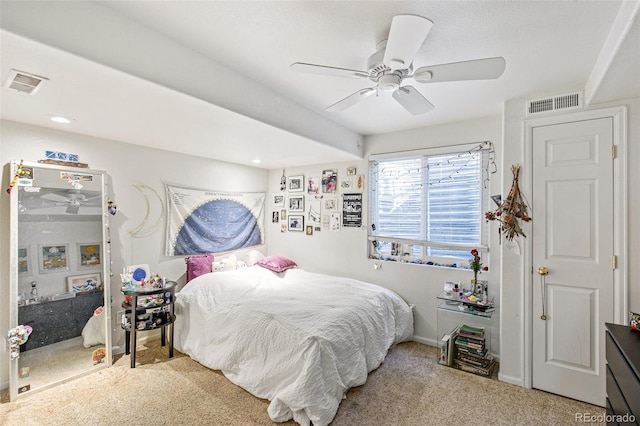 bedroom featuring carpet and ceiling fan