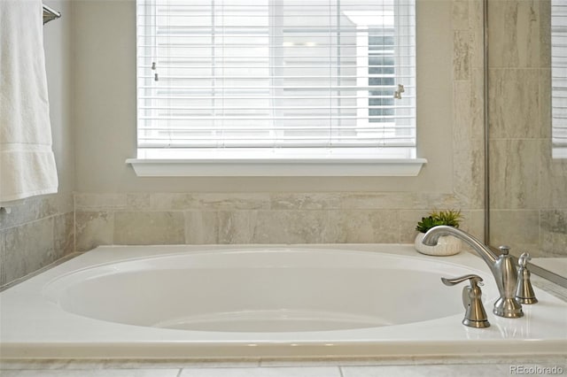 12554 Hudson Ct, Thornton, CO 80241 - bathroom featuring a bath