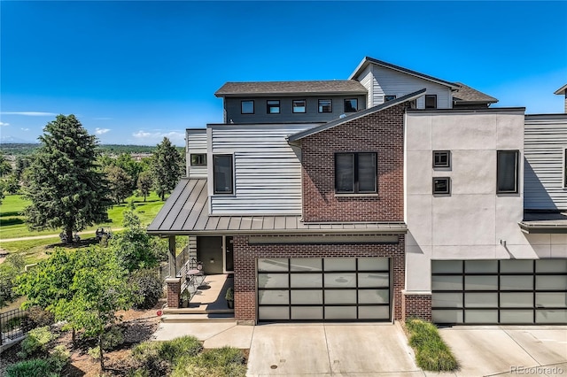 view of front of house with a garage