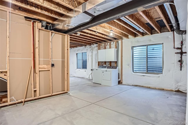 10193 E 29th Ave, Denver, CO 80238 - below grade area featuring washer and dryer