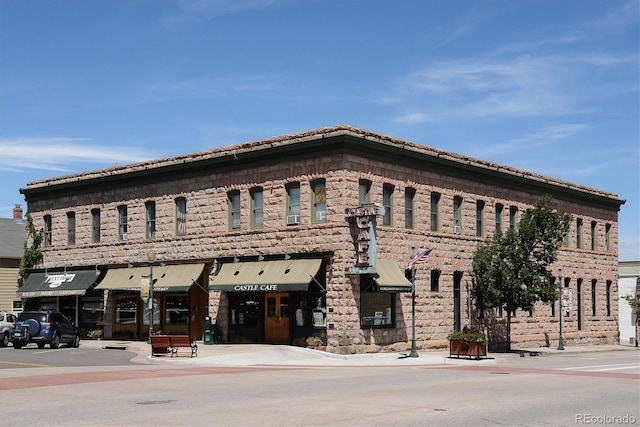 view of building exterior