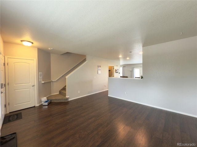 11590 River Oaks Ln, Commerce City, CO 80640 - photo 2