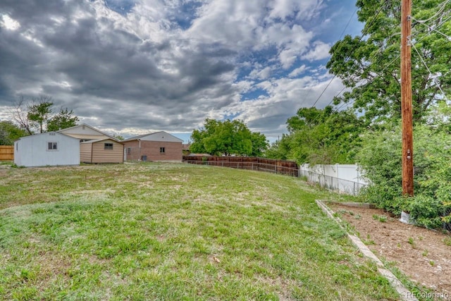 10420 Marion St, Northglenn, CO 80233 - view of yard
