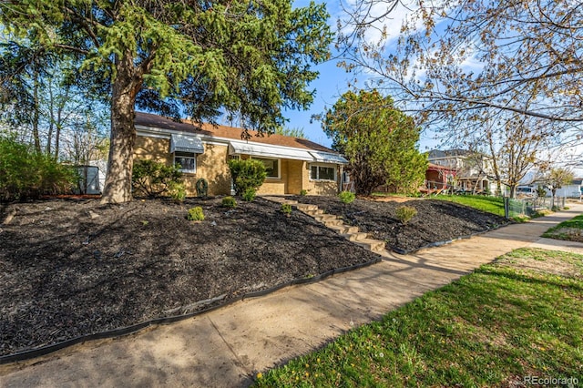 view of front of property