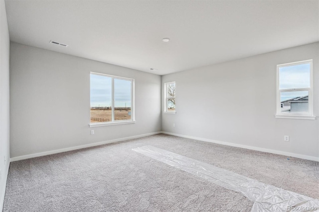 empty room featuring carpet