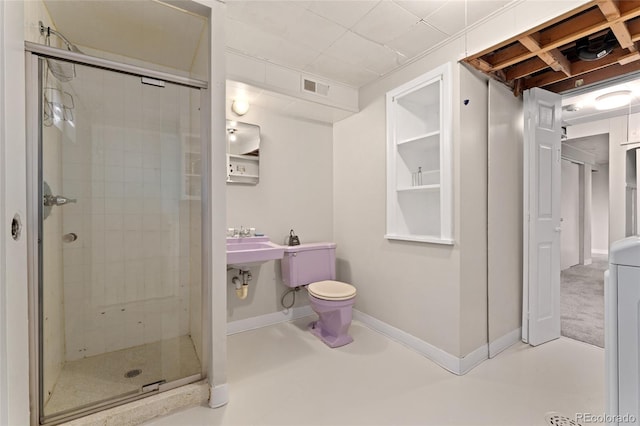 2692 S Pennsylvania St, Denver, CO 80210 - bathroom featuring visible vents, baseboards, a stall shower, and toilet
