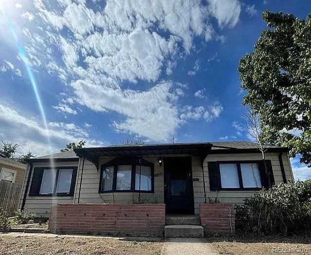 4995 N Beach Ct, Denver, CO 80221