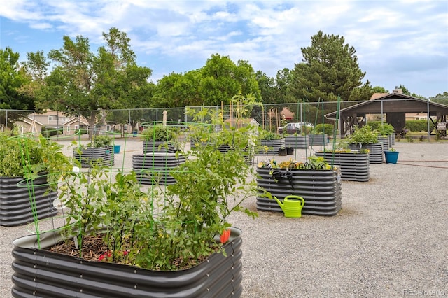 8463 Everett Way Unit B, Arvada, CO 80005 - view of home's community with a garden