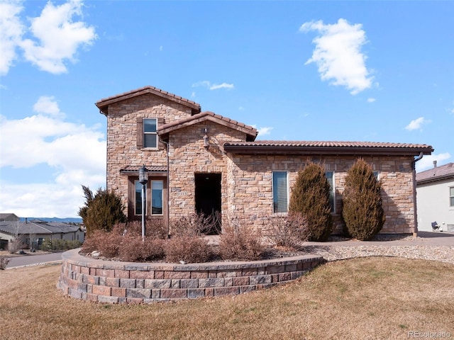 view of front property with a front lawn