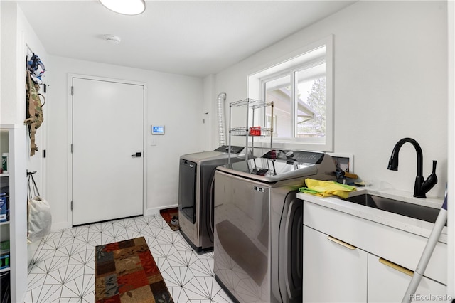 2175 S Joliet St, Aurora, CO 80014 - laundry area featuring washing machine and clothes dryer