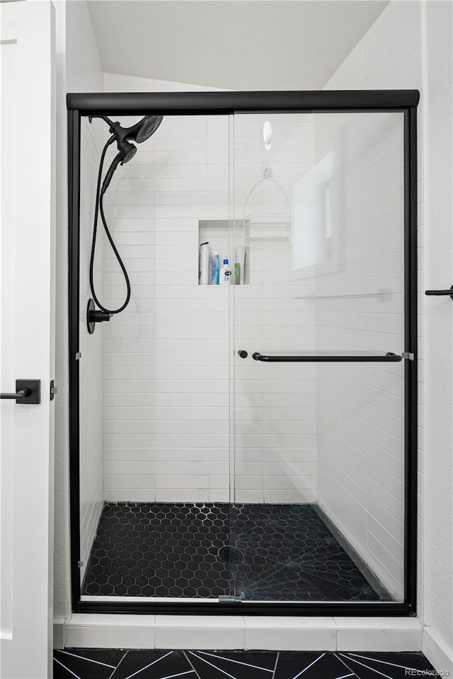 2175 S Joliet St, Aurora, CO 80014 - bathroom featuring a stall shower