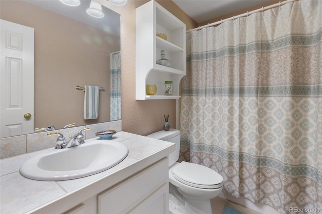 full bath with vanity and a shower with curtain