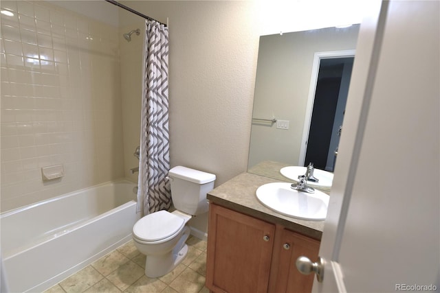 451 S Reed St, Lakewood, CO 80226 - full bathroom featuring vanity, toilet, and shower / bathtub combination with curtain