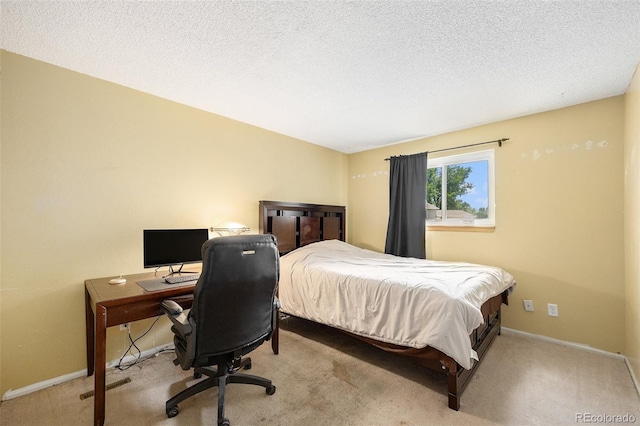 4844 E 110th Pl, Thornton, CO 80233 - bedroom featuring carpet, an office area, and a textured ceiling