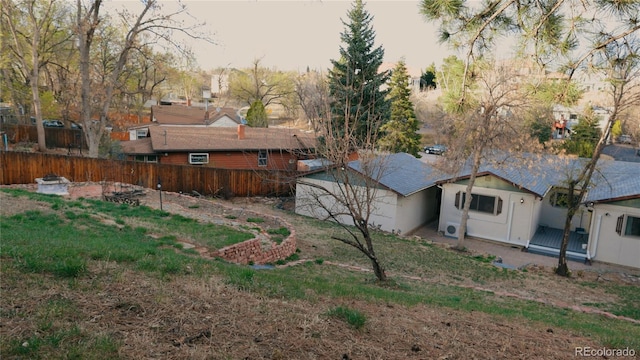 2535 W Bijou St, Colorado Springs, CO 80904 - view of yard featuring fence