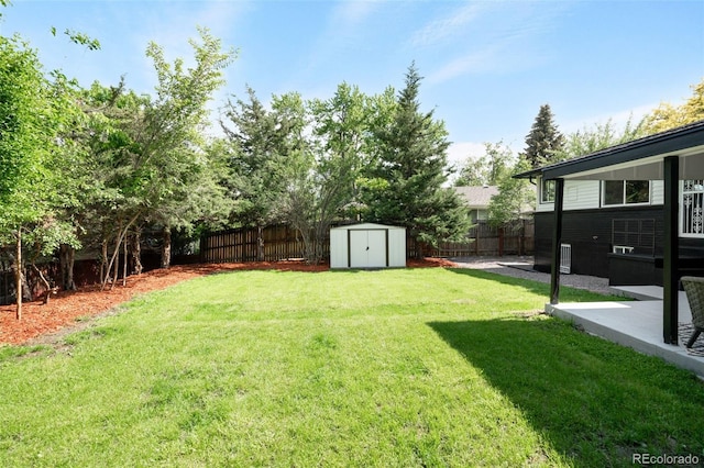 6512 Upham St, Arvada, CO 80003 - view of yard featuring a patio area