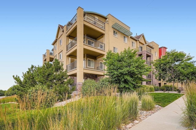 1162 Rockhurst Dr Unit 105, Highlands Ranch, CO 80129 - photo 1