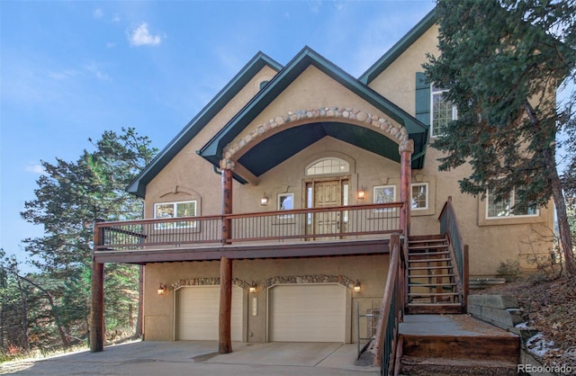 view of front of house with a garage