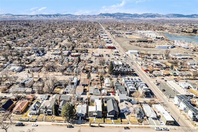 bird's eye view featuring a residential view and a mountain view