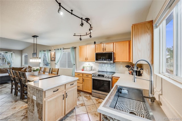 9674 Fox Den Dr, Littleton, CO 80125 - photo 12