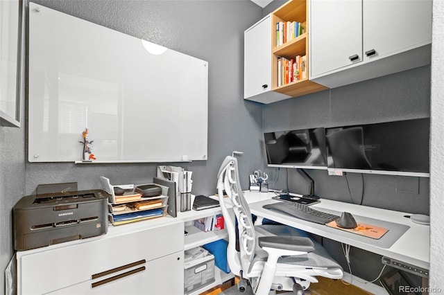 84 Spruce St Unit 707, Denver, CO 80230 - office with a textured wall